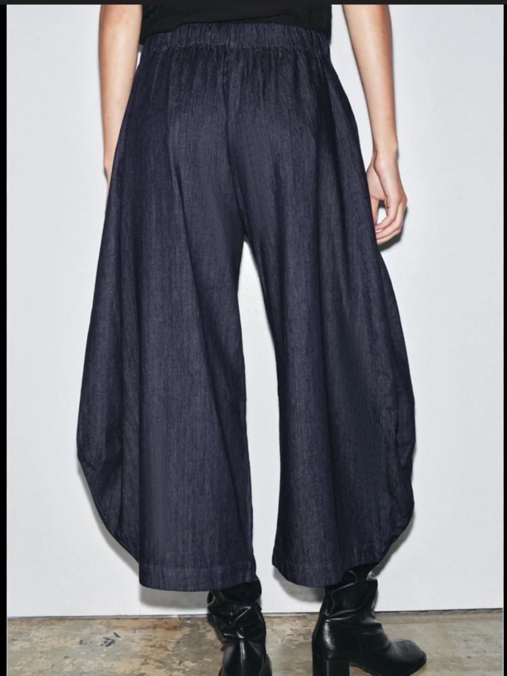 Zara Dark Navy Wide-Leg Barrel Balloon Trousers - Picture 2 of 6